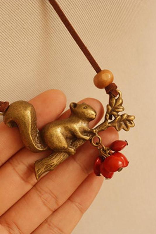Indie Folk Sweater Chain