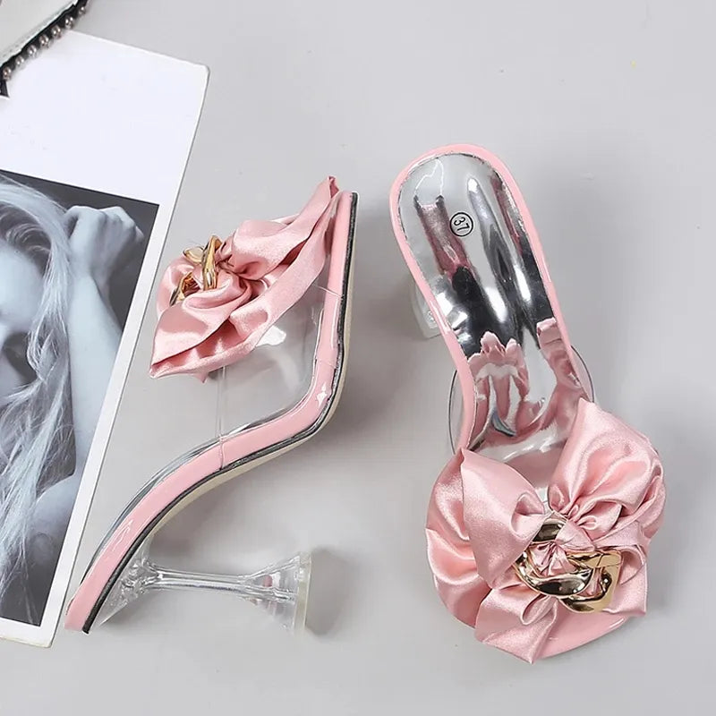 Well Tailored Heels with a Graceful Silhouette
