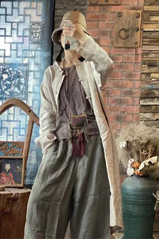 - White Linen Buckle Long Coat