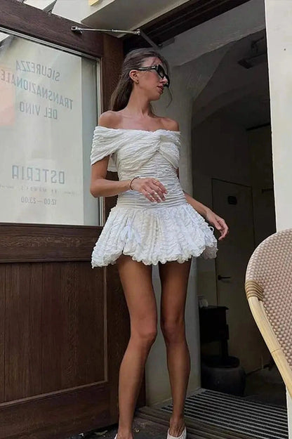 Gracefully Styled Dress for Any Occasion