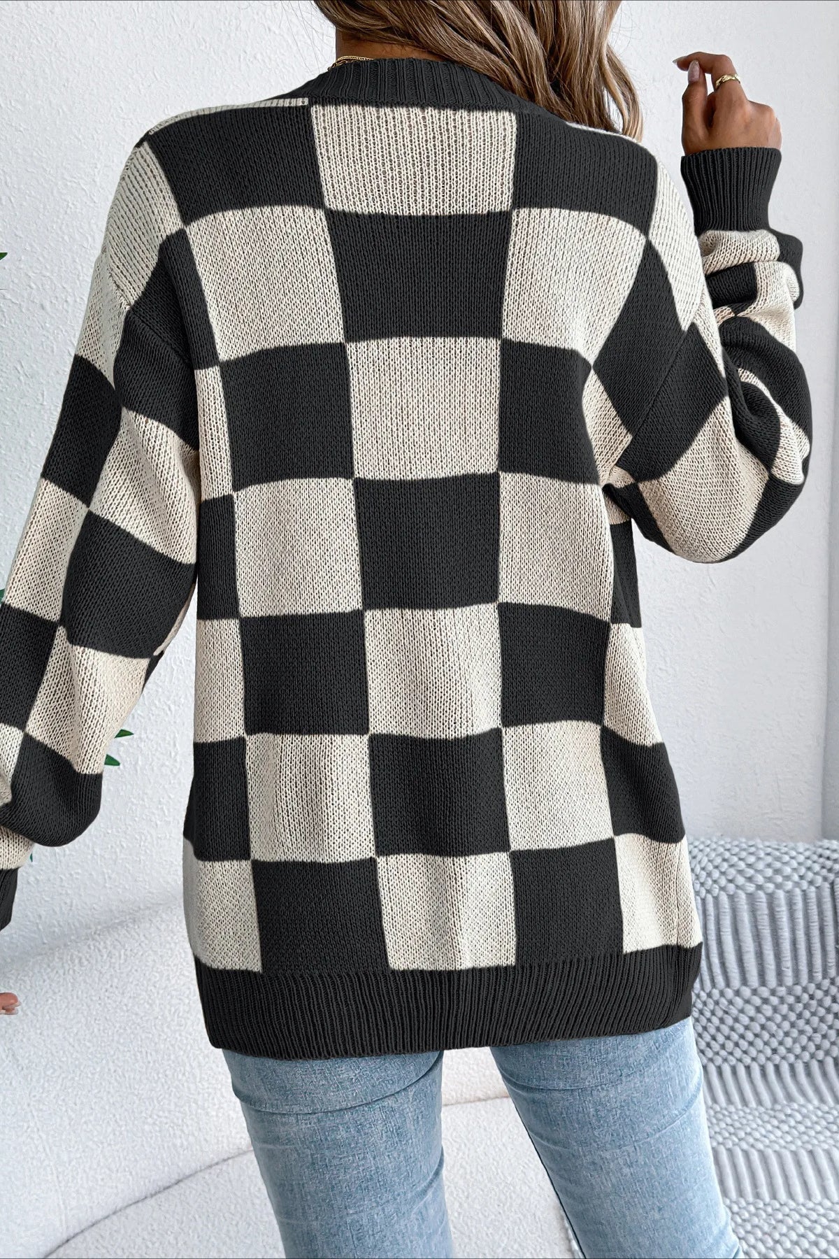 Elegantly Designed Cardigan