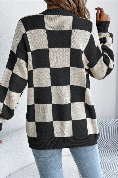 Elegantly Designed Cardigan