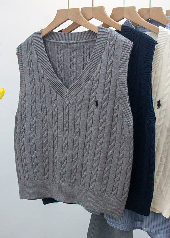 White V Neck Embroideried Knit Vest Sleeveless