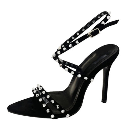 Classic Vintage & Enduringly Stylish Sandals