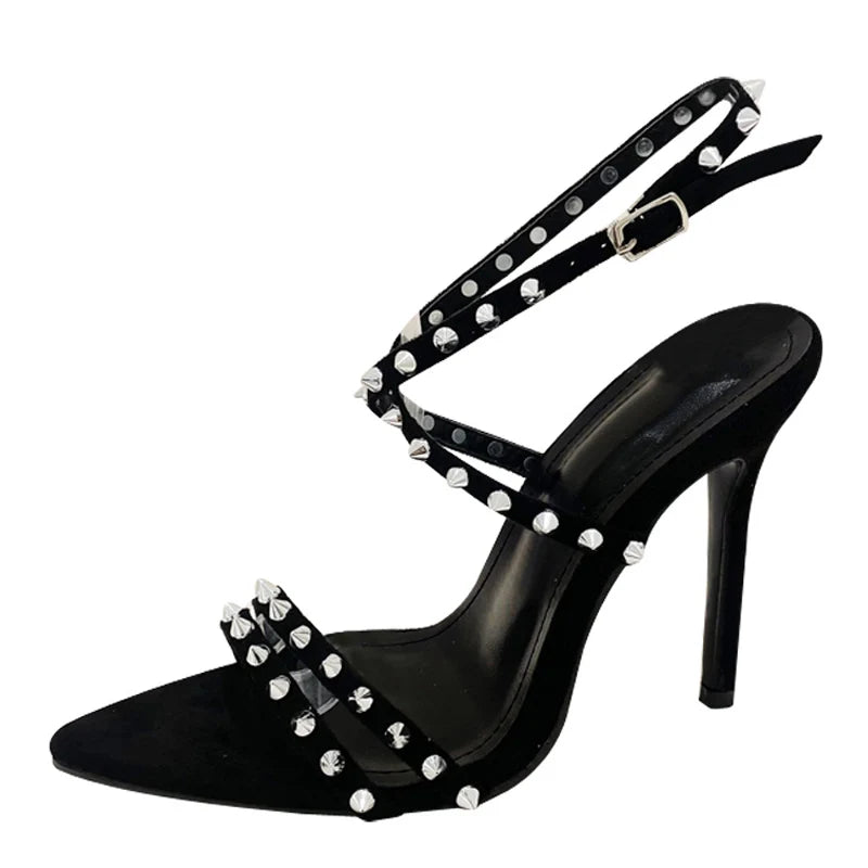 Classic Vintage & Enduringly Stylish Sandals