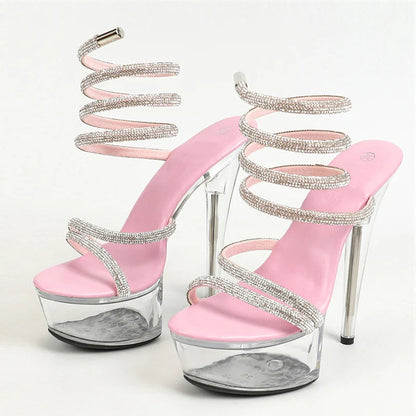 Effortlessly Elegant Sandals with a Timeless Design