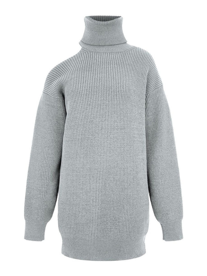 Well Tailored Sweater with a Graceful Silhouette