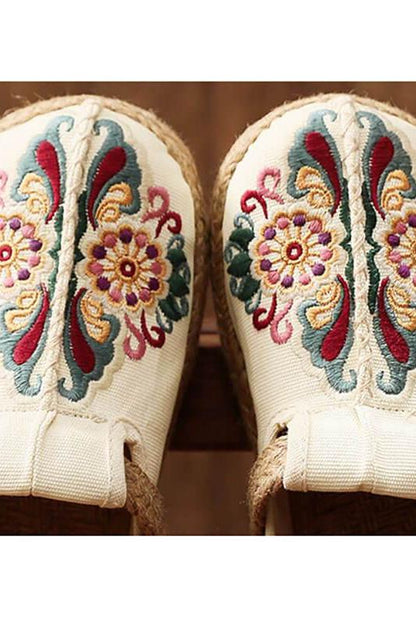 Retro Embroidered Shoes