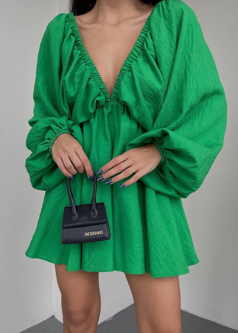 Style Lantern Sleeve V Neck Short Dress