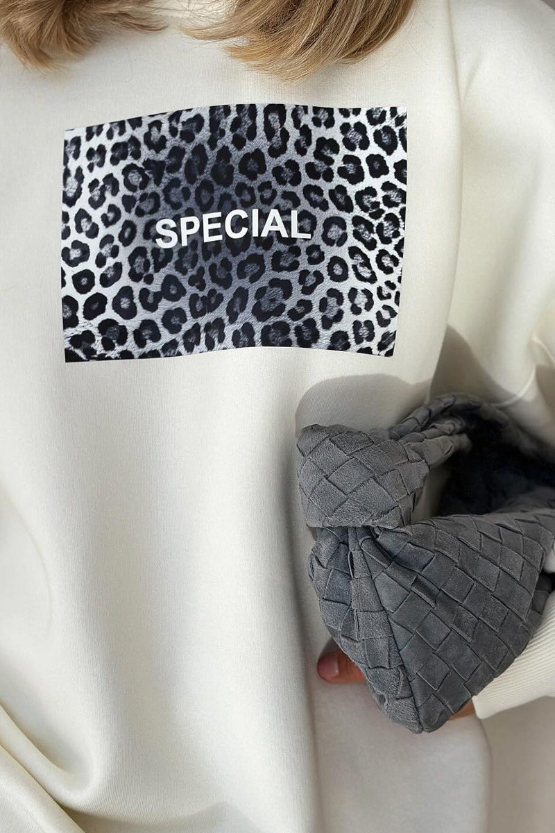 Elegantly Designed Garment