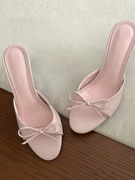 Classic Vintage & Enduringly Stylish Sandals