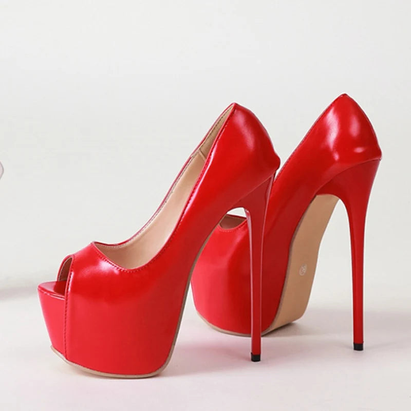 Classic Vintage Heels with a Flattering Fit