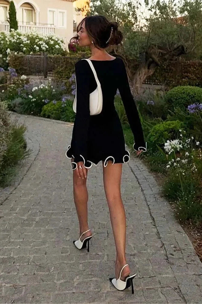 Beautifully Crafted Dress in a Classic Style
