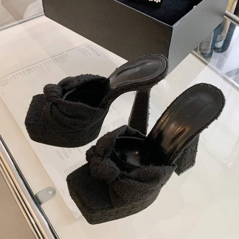 Well Tailored Heels with a Graceful Silhouette