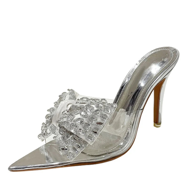 Effortlessly Elegant Heels with a Timeless Design