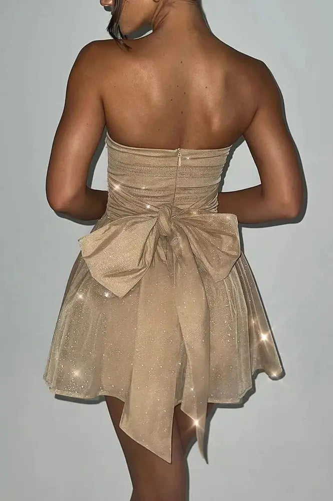 Effortlessly Elegant Dress with a Timeless Design