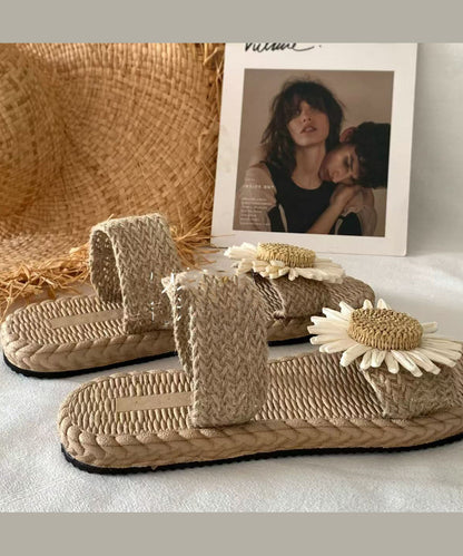 Handmade Grass Woven Flower Beach Slippers Summer New