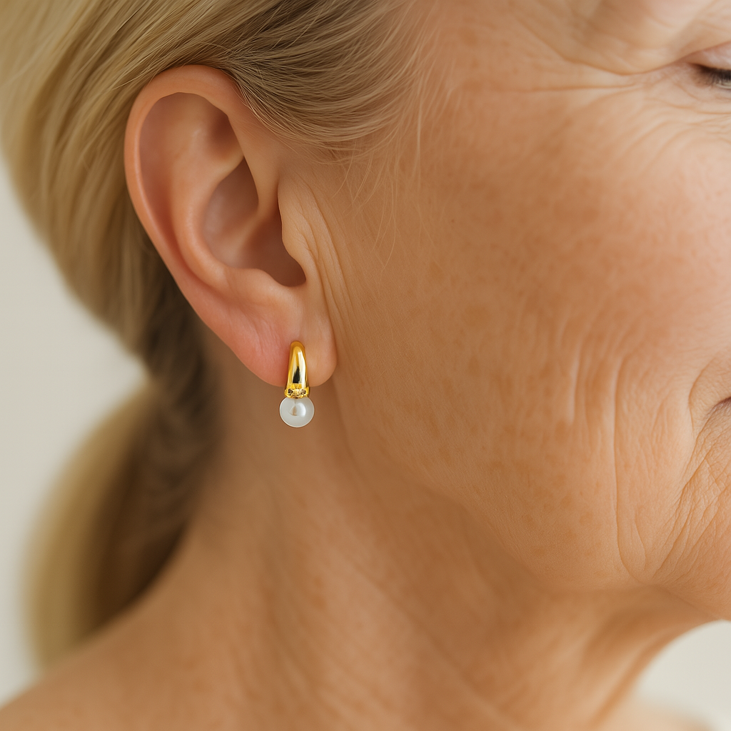 Small Gold-plated Pearl Earrings