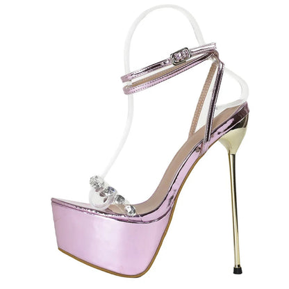 Well Tailored Sandals with a Graceful Silhouette