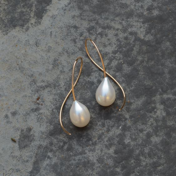 Pearl Drop Earrings