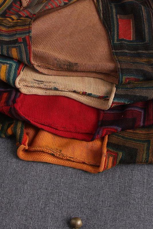 Knitted Thin Single Breasted V-neck Sweater