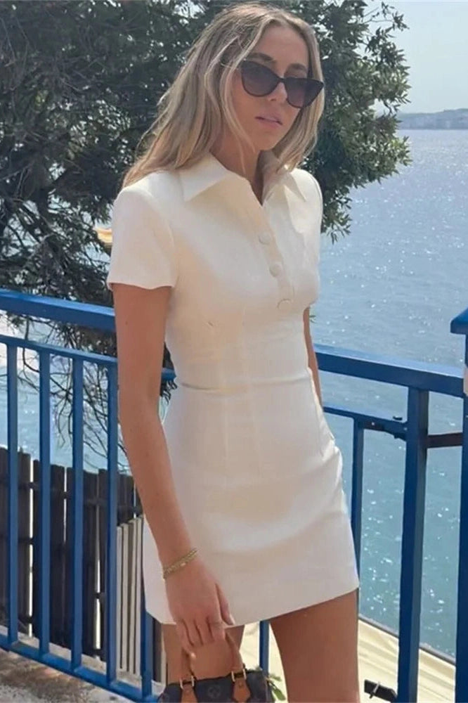 Well Tailored Dress with a Graceful Silhouette