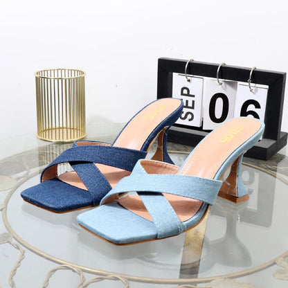 A Vintage Style Heels with Delicate Timeless Details