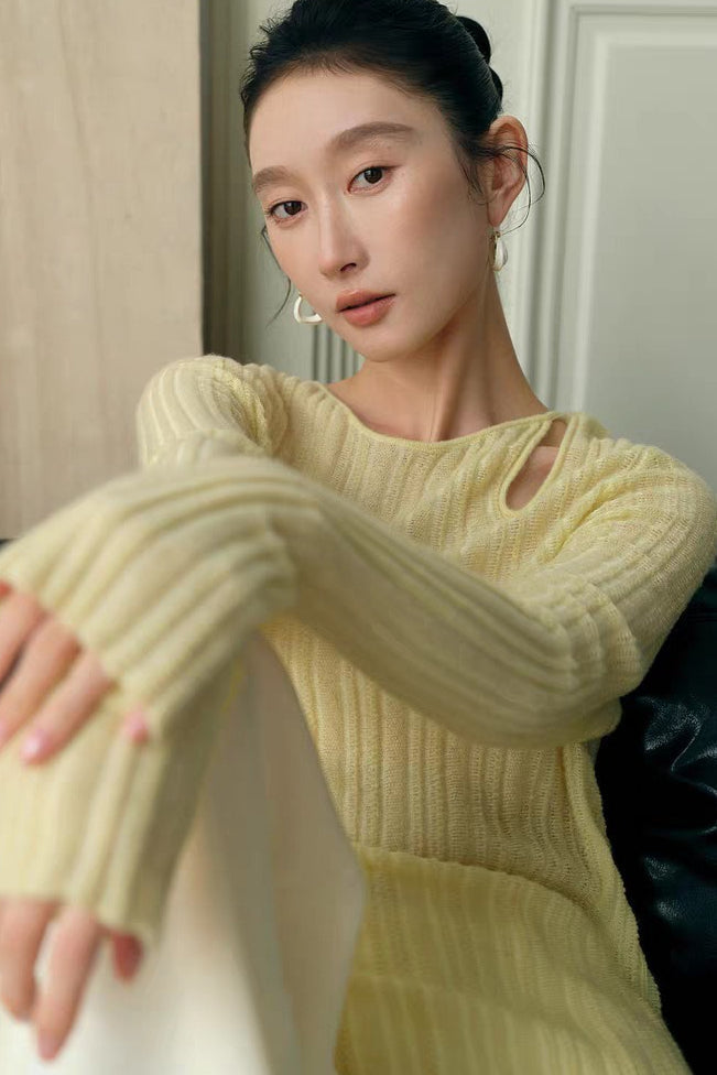 Timeless Vintage Style Top