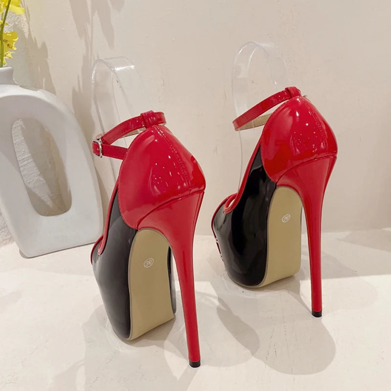Effortlessly Elegant Heels with a Timeless Design