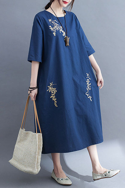 -spring Loose Embroidered Dress