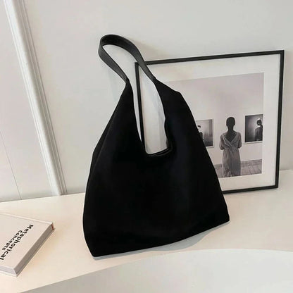 Classic Vintage Bag with a Flattering Fit