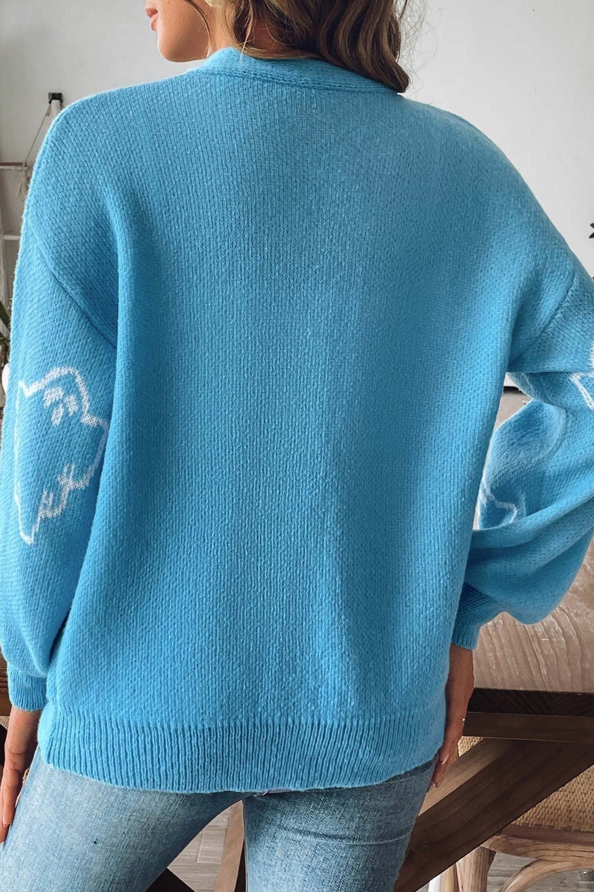 Gracefully Designed Cardigan