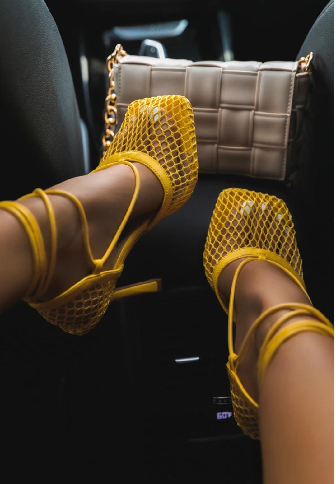 Well Tailored Heels with a Graceful Silhouette