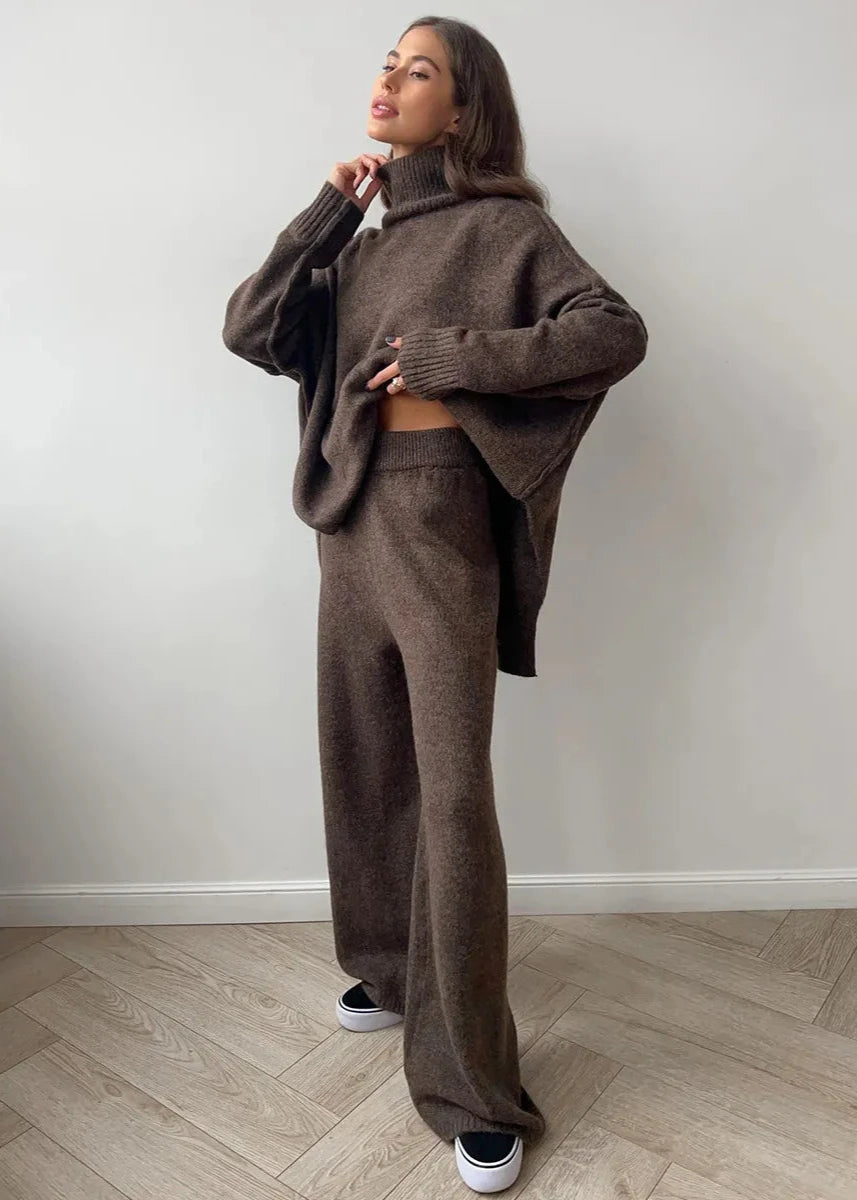 Beautifully Finished Sweater in a Timeless Design