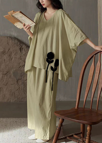 Green T Shirt and Wide Leg Pants Cotton Two Piece Set V Neck Batwing Sleeve