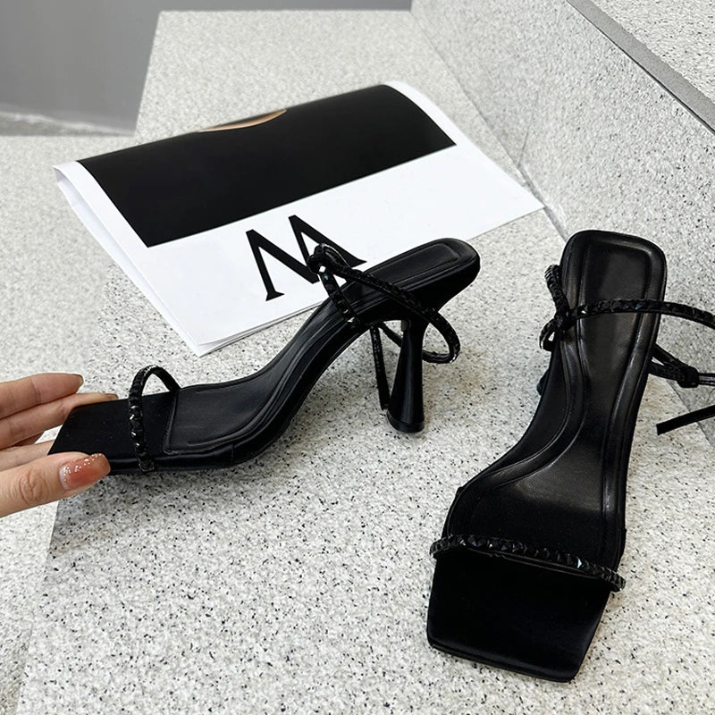 Polished Sandals with an Effortless Classic Look