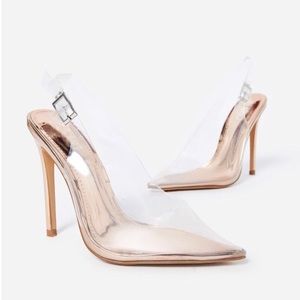 Effortlessly Elegant Heels with a Timeless Design