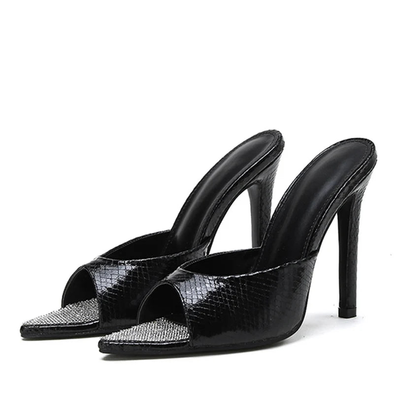 Classic Vintage & Enduringly Stylish Heels