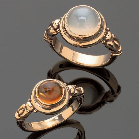 Anillo Cristal Lunar en Oro Vintage