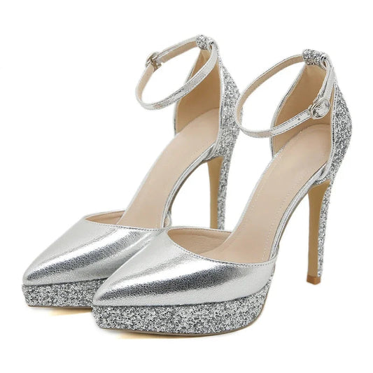Effortlessly Elegant Heels with a Timeless Design