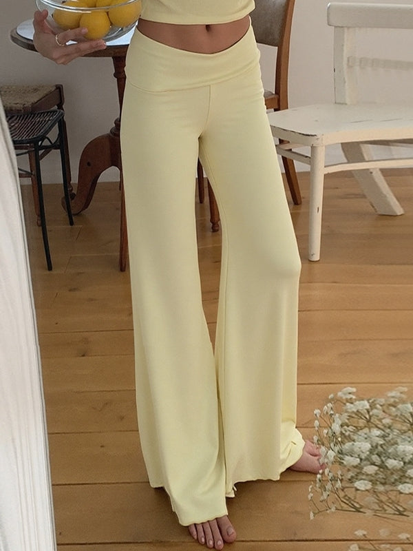 Elegantly Styled Pants for Everyday Wear