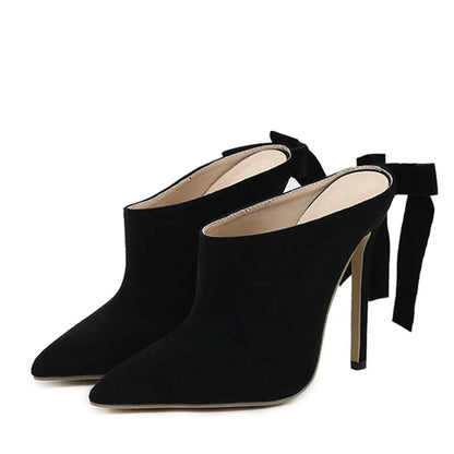 Beautifully Finished Heels in a Timeless Design