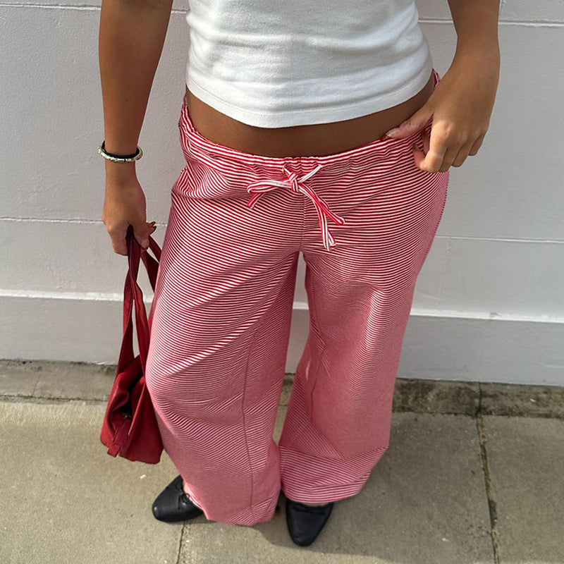 Well Tailored Pants with a Graceful Silhouette