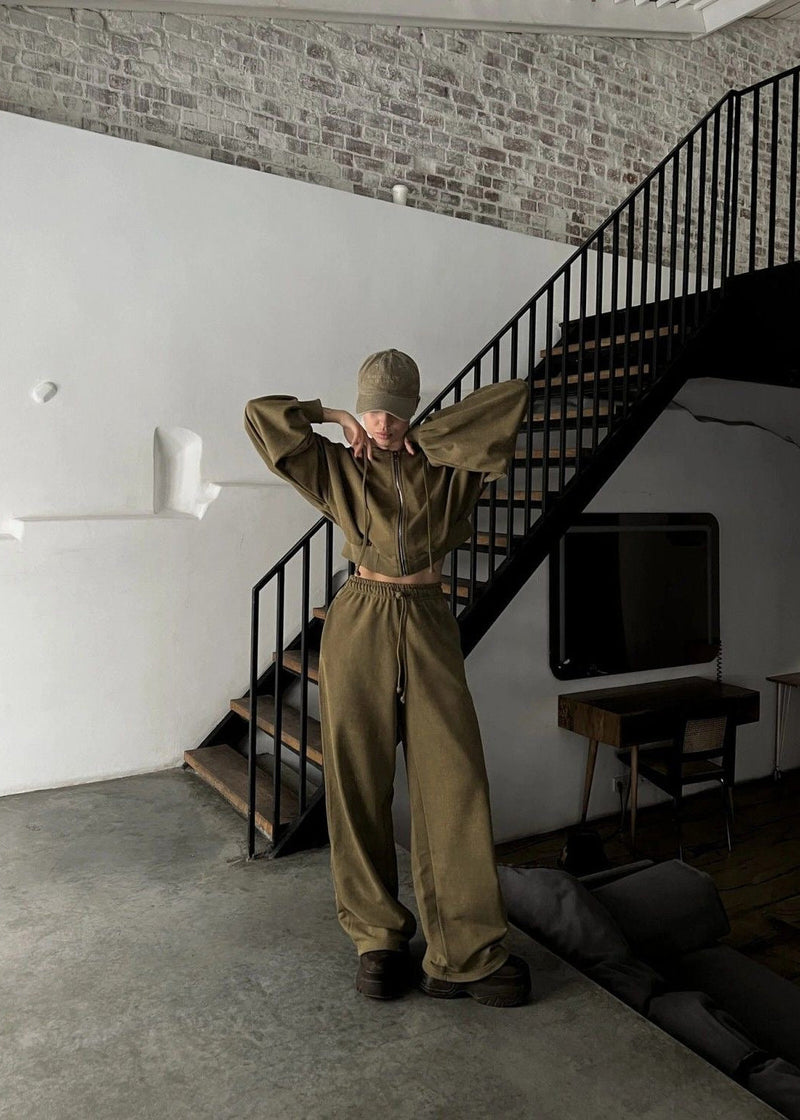 Beautifully Crafted Pants in a Classic Style