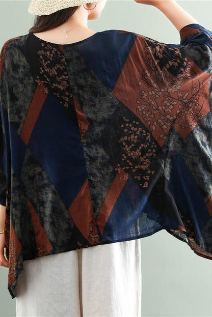 Irregular Hem Stitching Leaf T-shirt