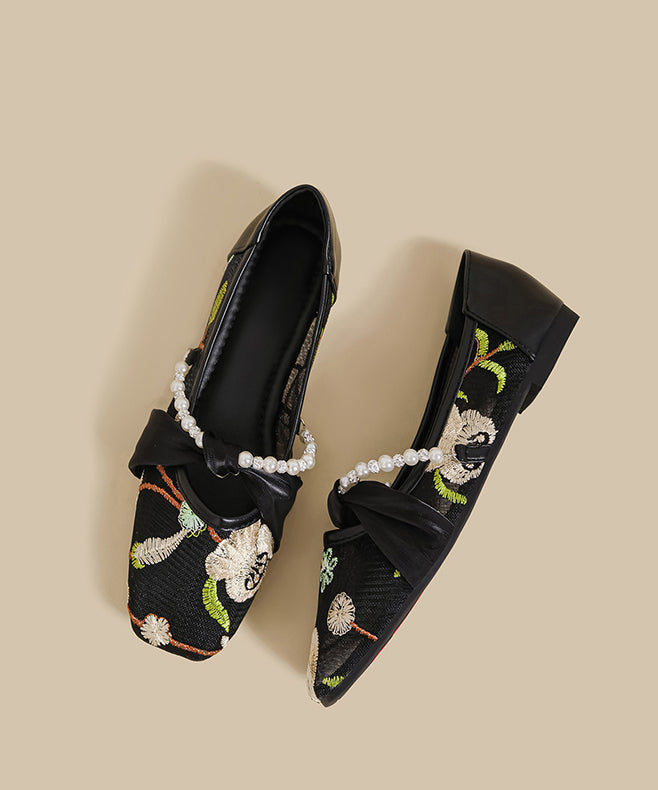 Retro Pink Embroidered Splicing Flat Shoes for