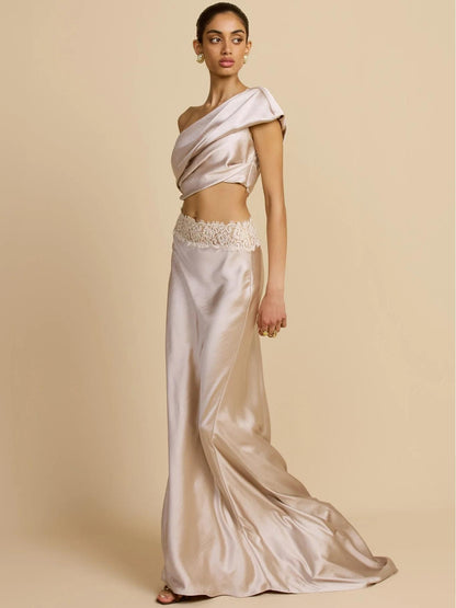 Elegantly Designed Garment