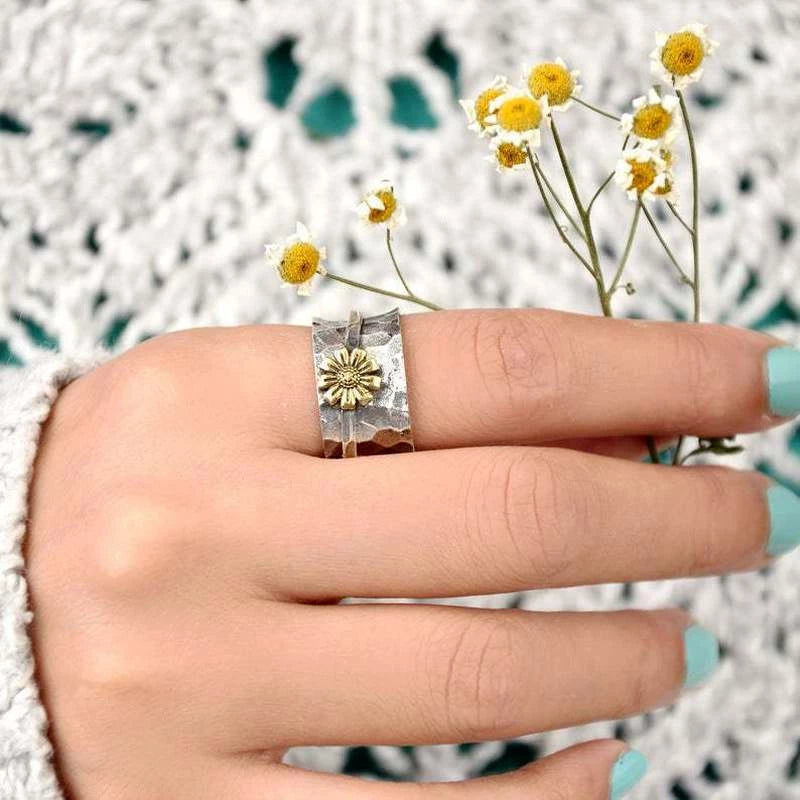 Anillo de Flor de Girasol en Plata 925