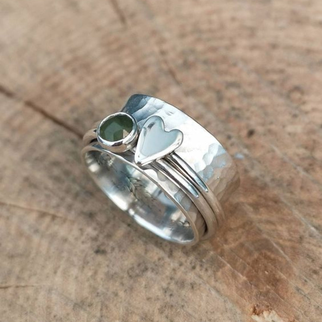 Anillo en Plata con Corazón Vintage