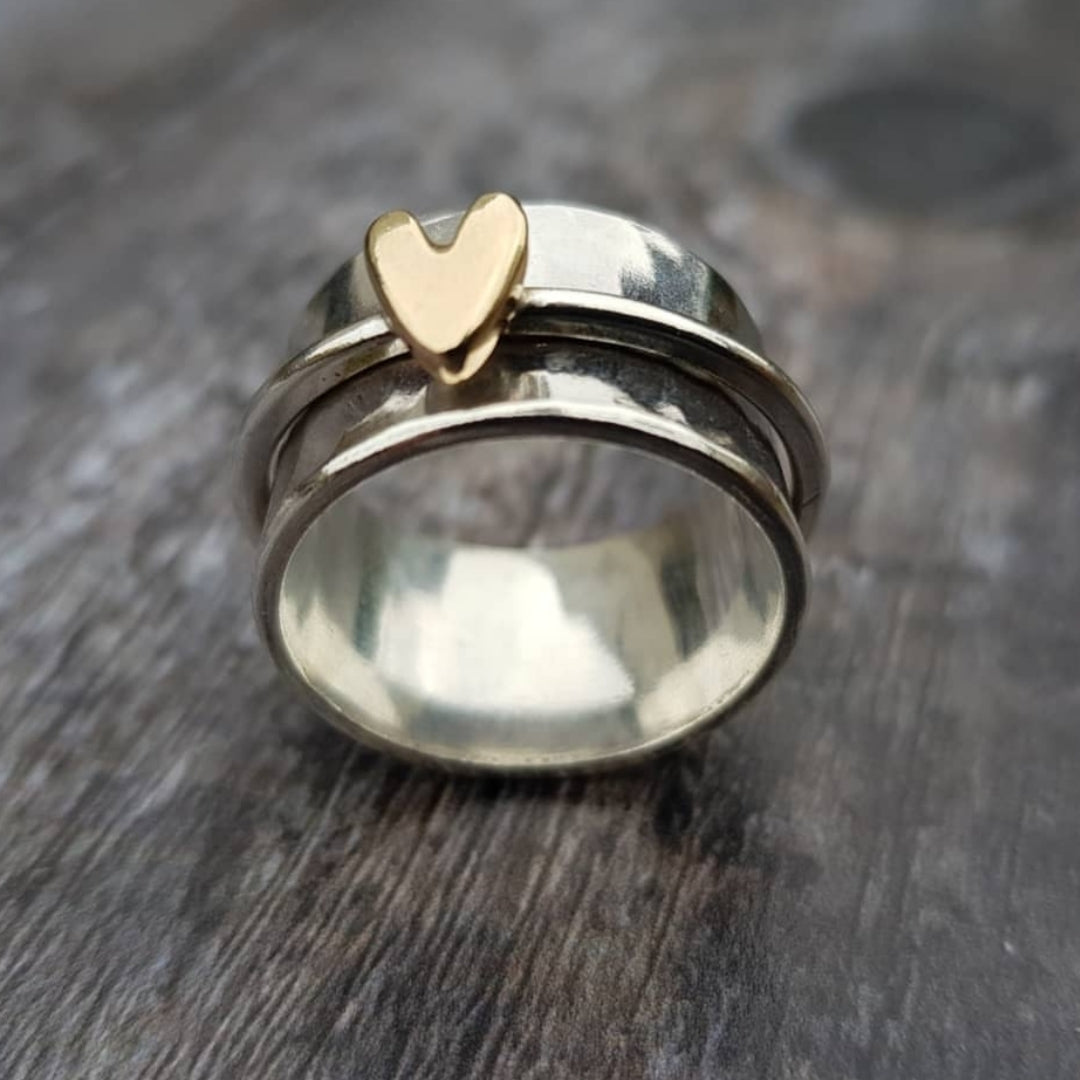 Anillo vintage de plata de corazón de oro
